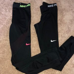 Nike hyper warm leggings